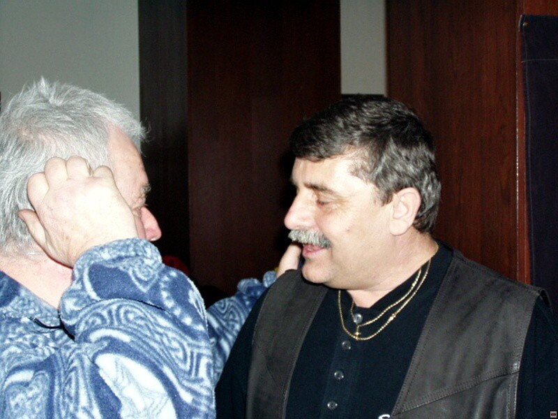 img00004.jpg