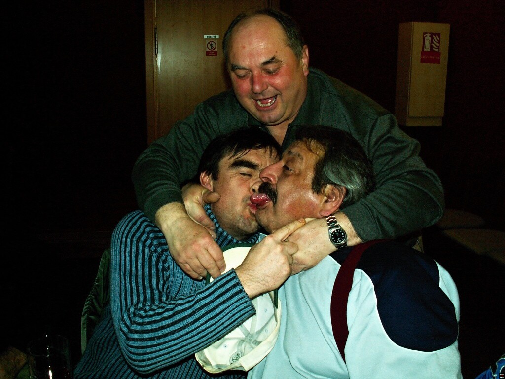 img00104.jpg