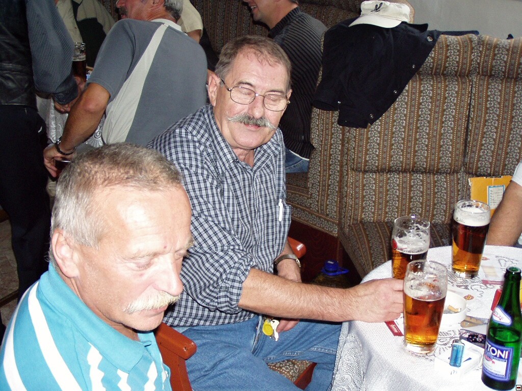 img00027.jpg