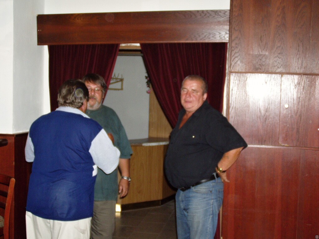 img00070.jpg