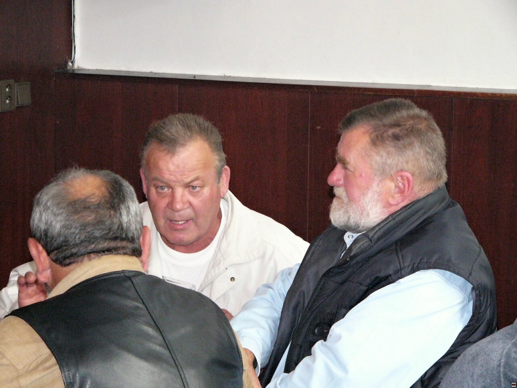 img00012.jpg
