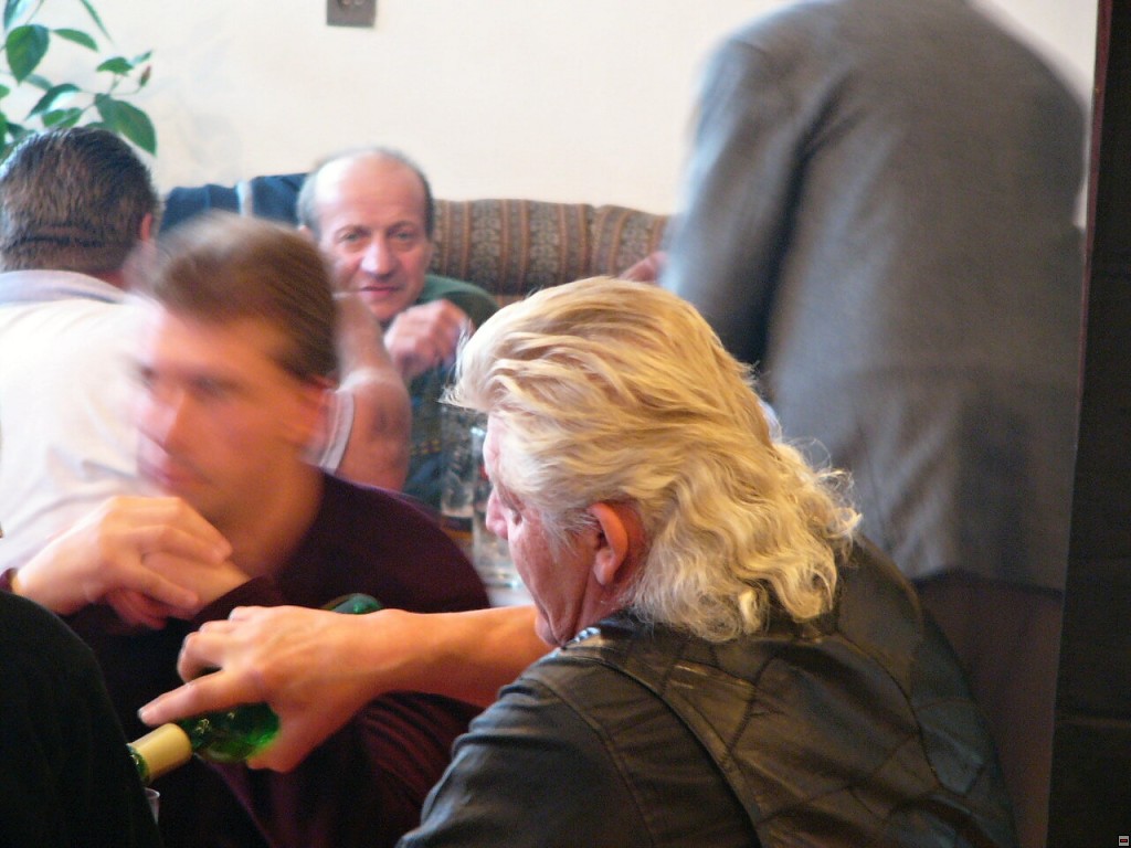 img00027.jpg