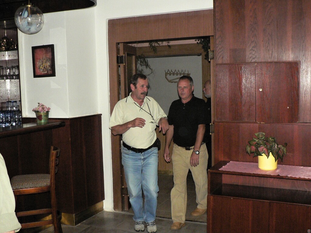 img00003.jpg