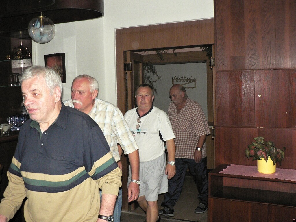 img00006.jpg
