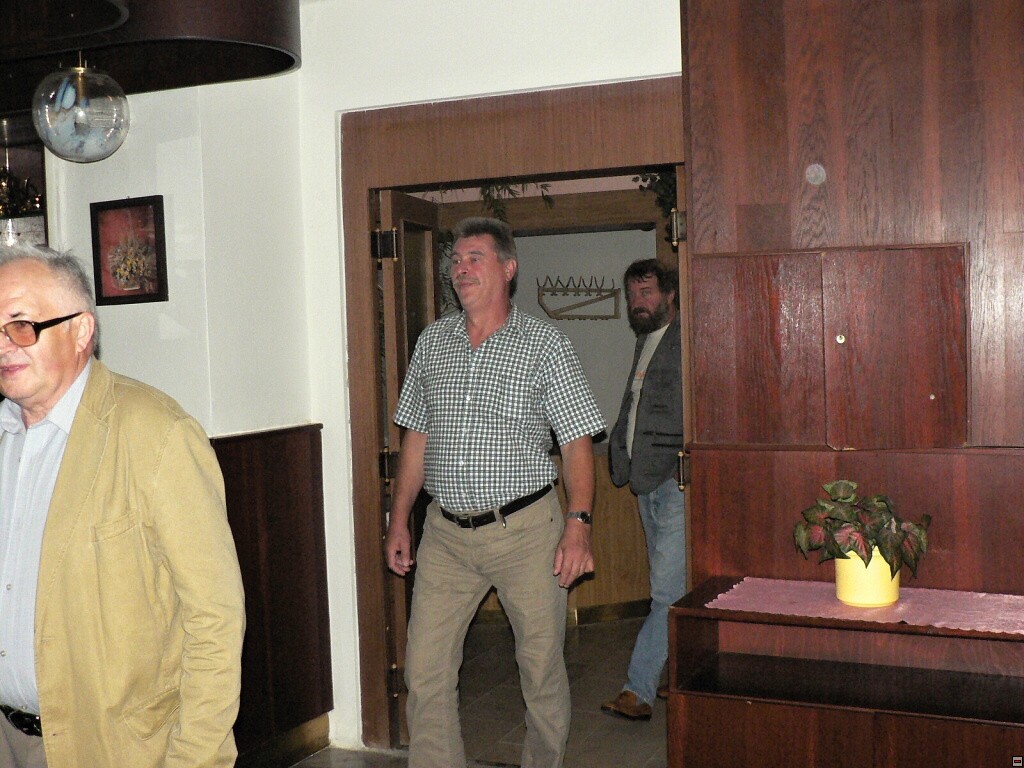 img00011.jpg