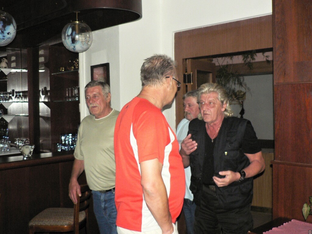 img00017.jpg