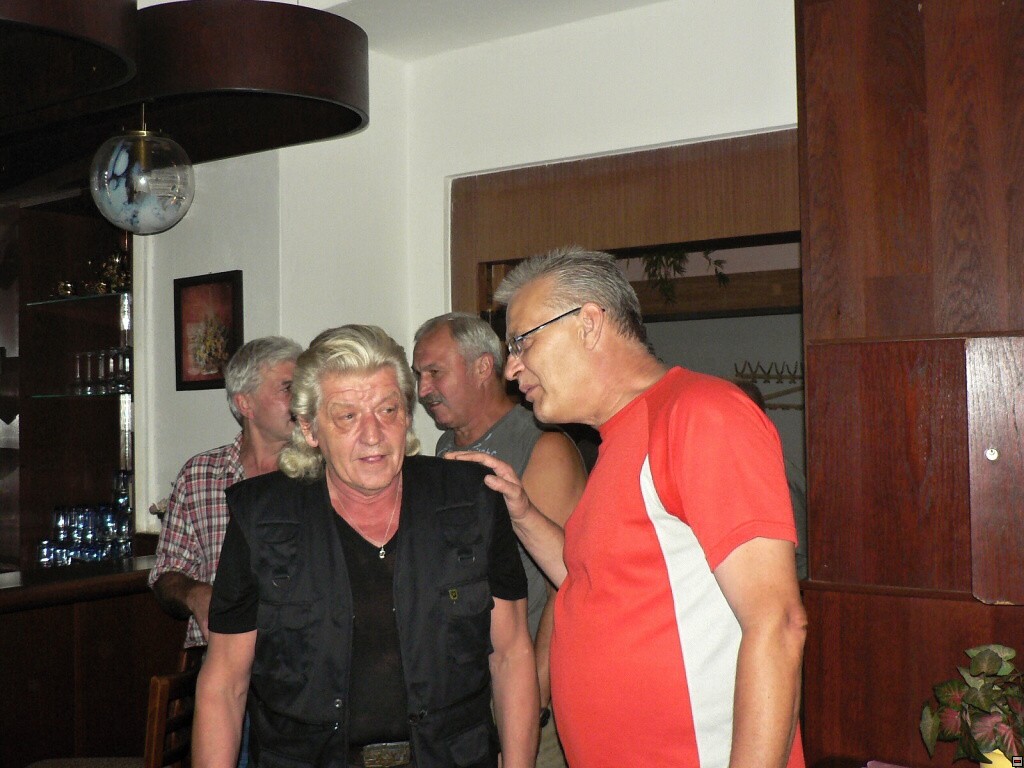 img00018.jpg