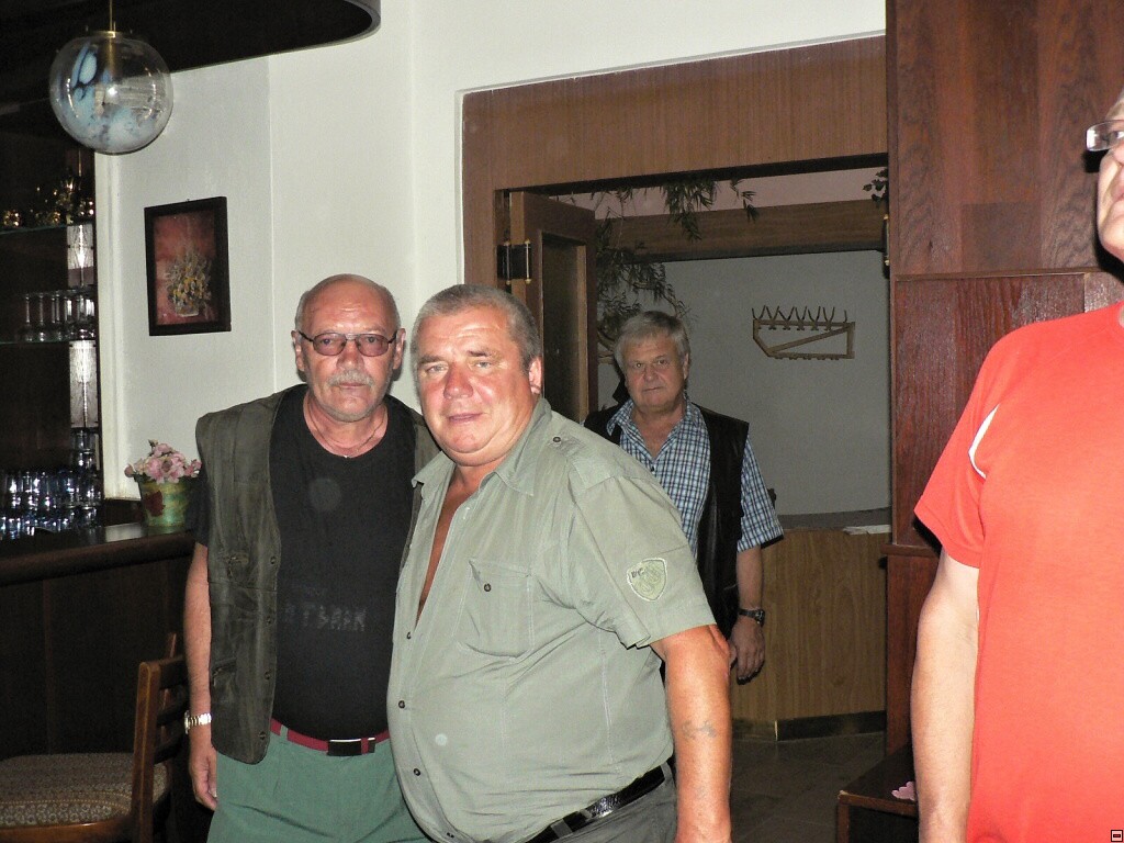 img00019.jpg
