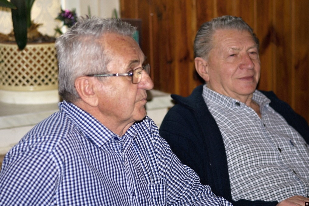 img00008.jpg