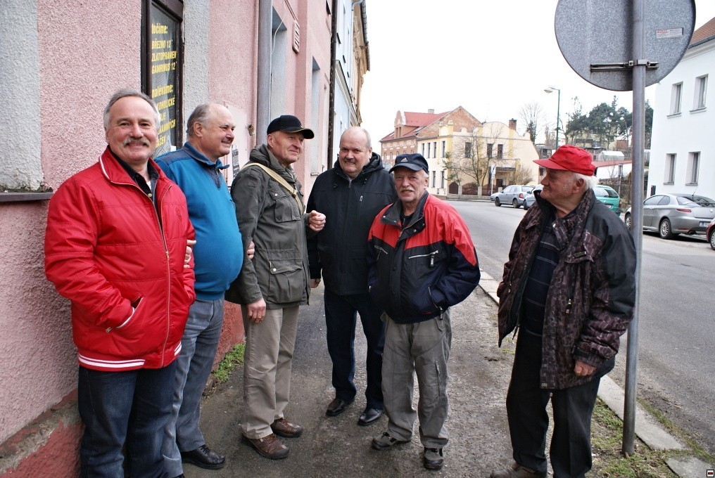img00027.jpg
