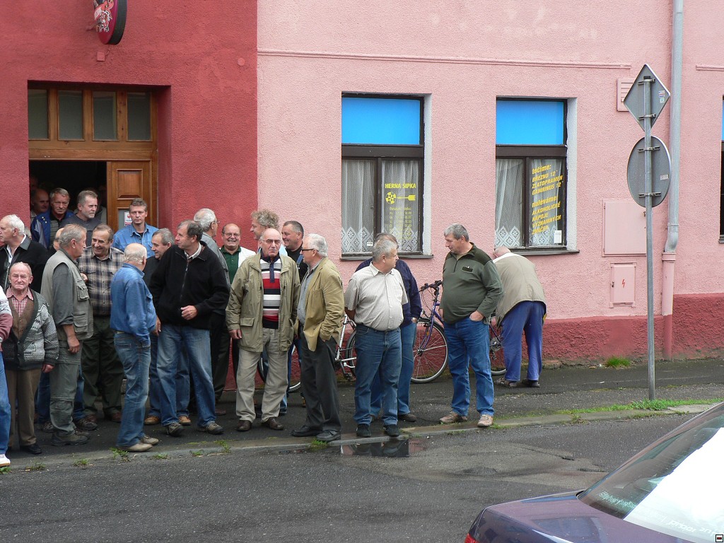 img00004.jpg