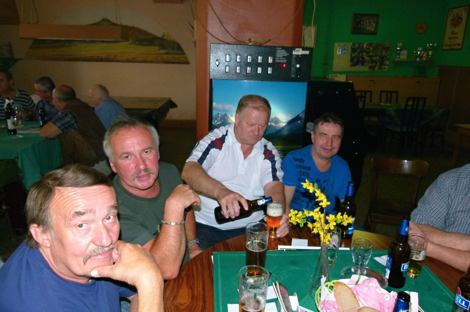 img00017.jpg