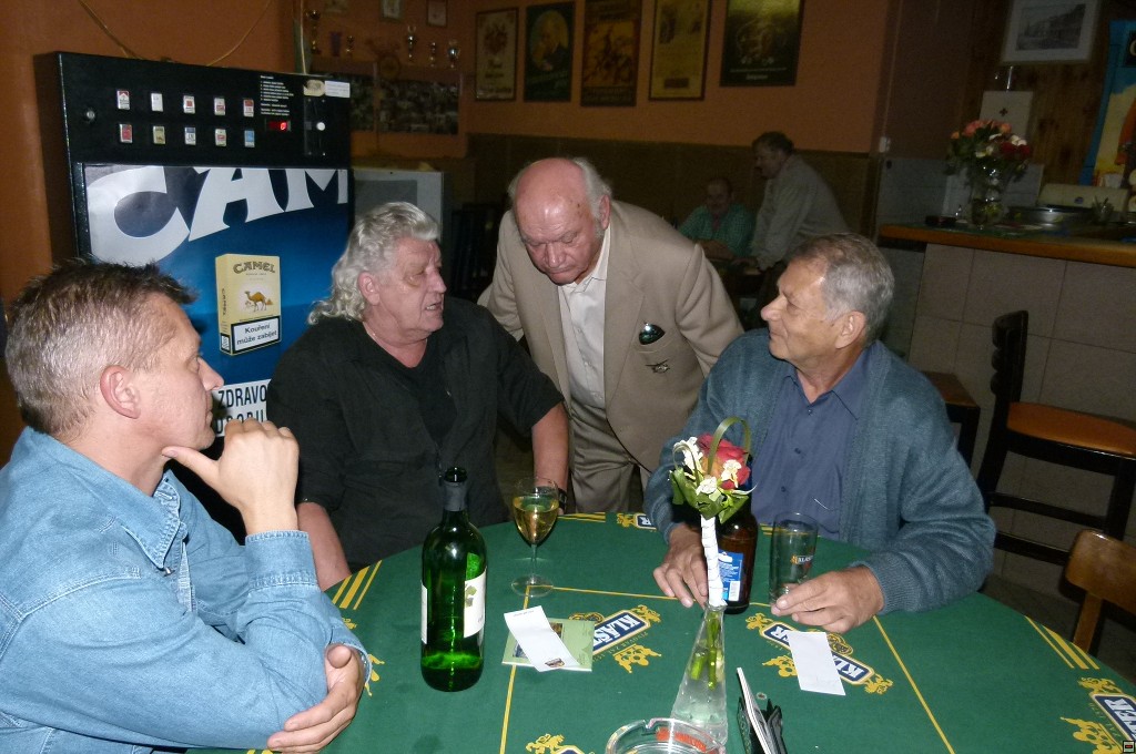 img00017.jpg