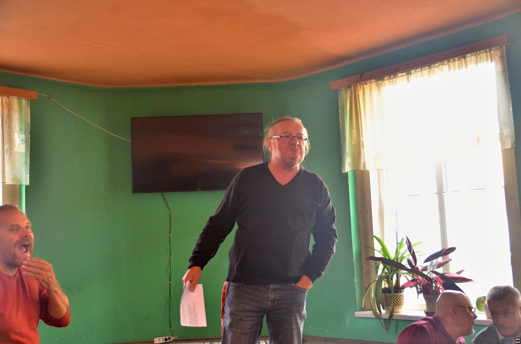 img00006.jpg