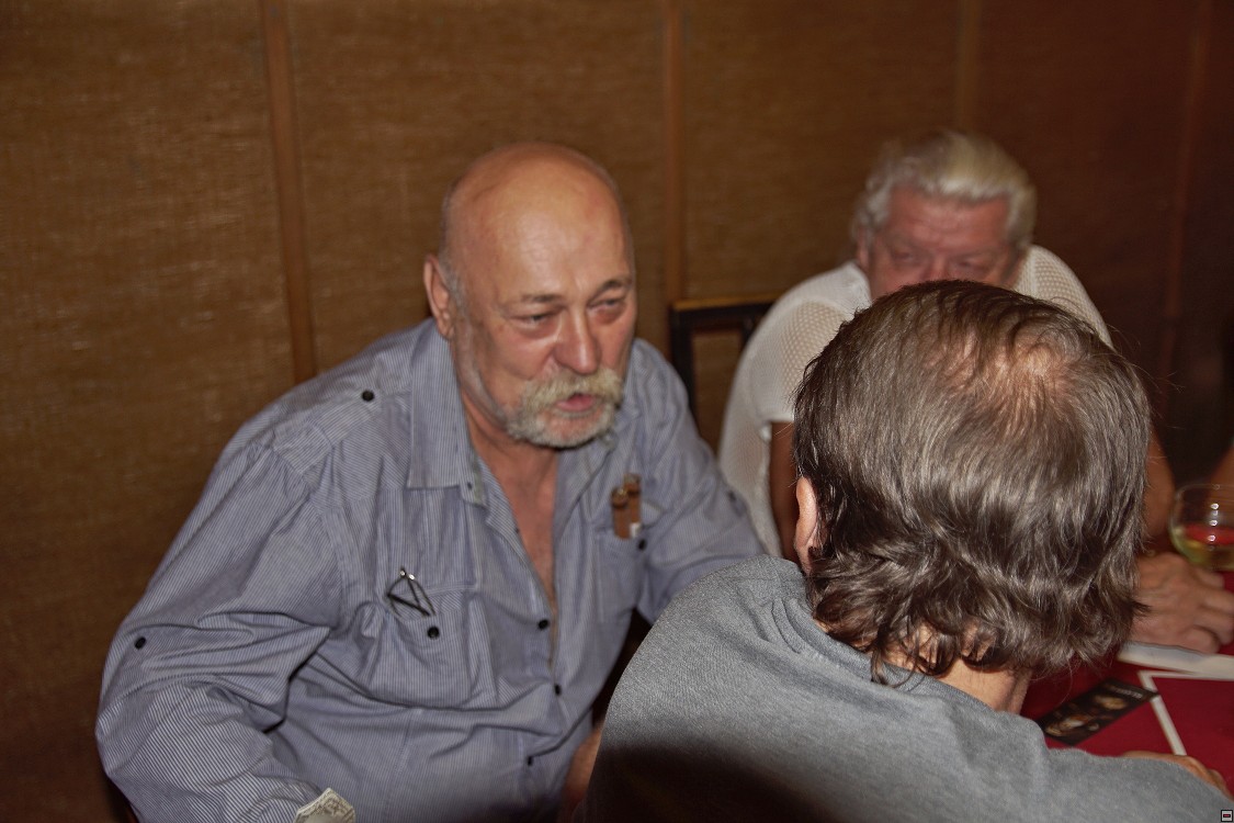 img00030.jpg