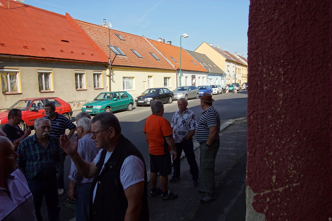 img00077.jpg