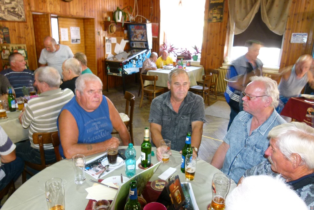 img00027.jpg