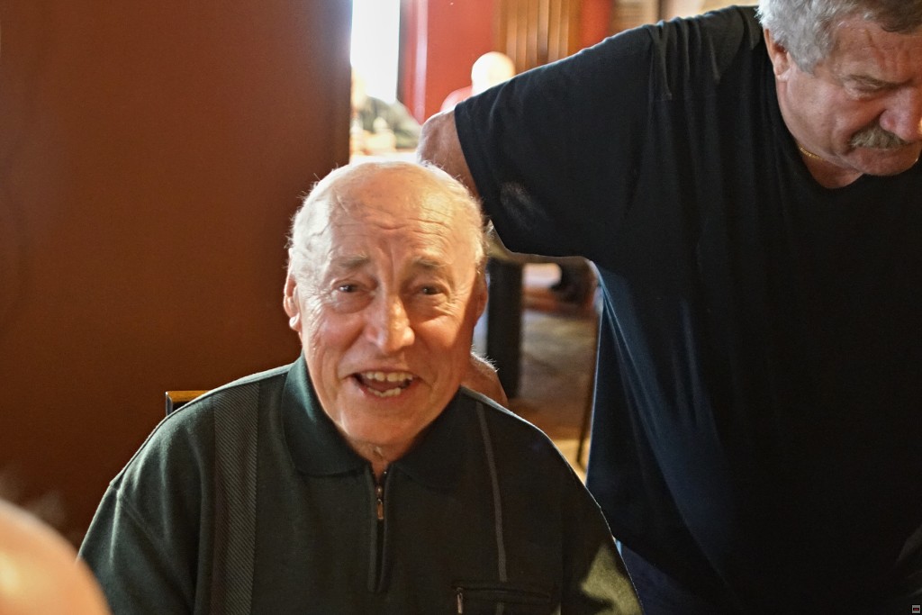 img00012.jpg