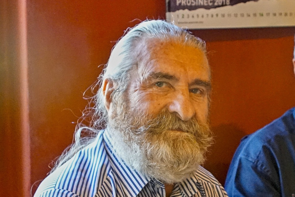 img00041.jpg