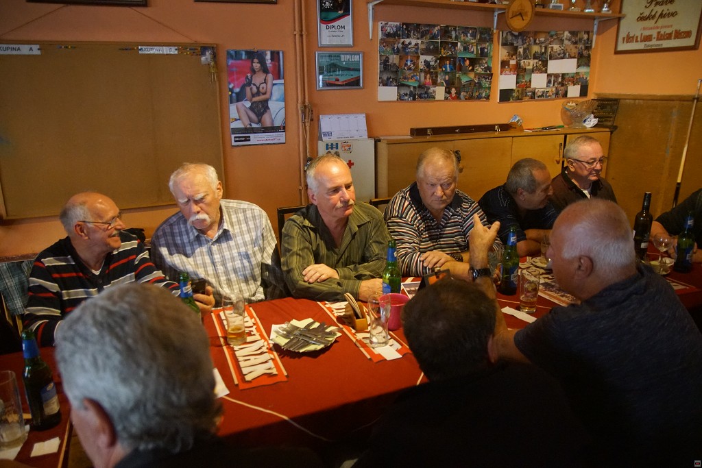 img00107.jpg