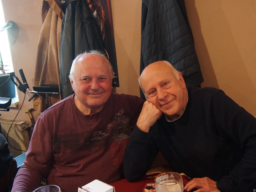 img00015.jpg
