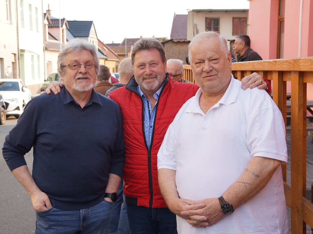 img00080.jpg