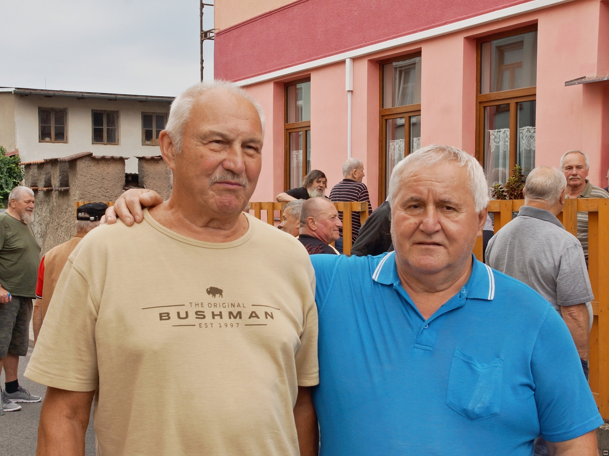 img00085.jpg