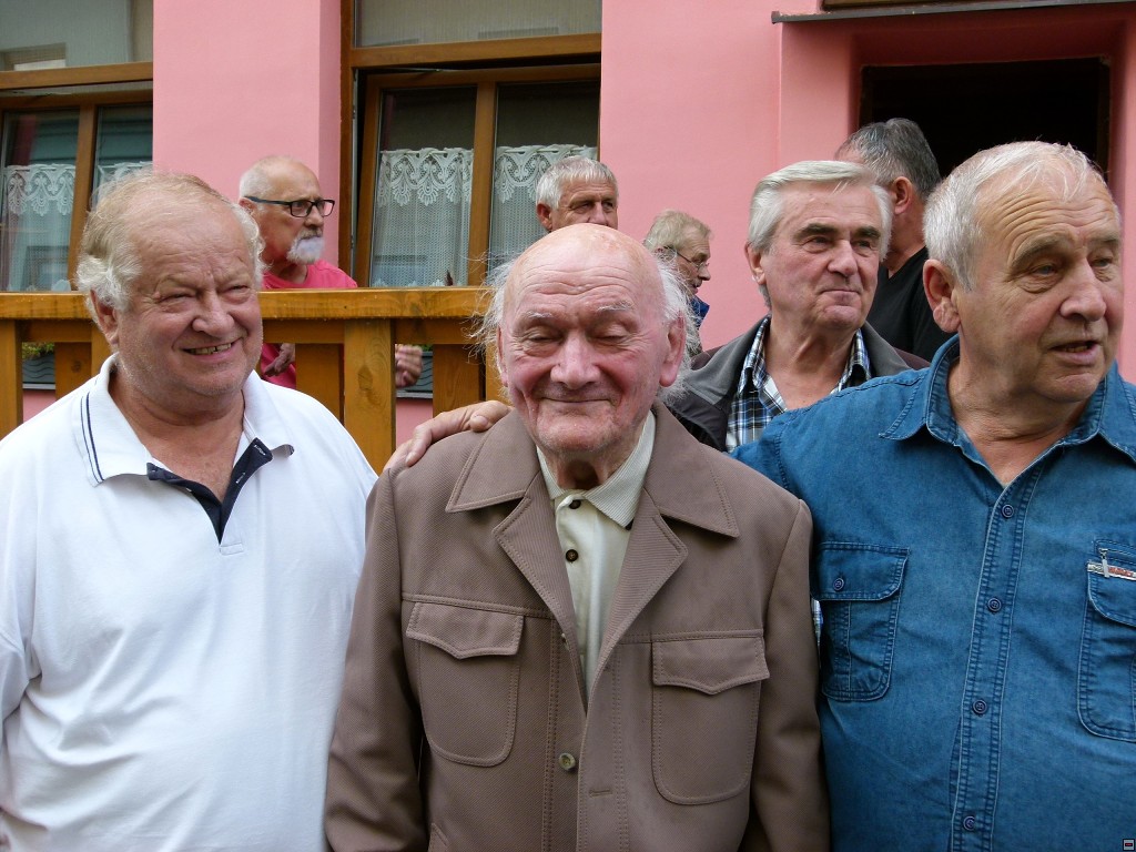 img00018.jpg