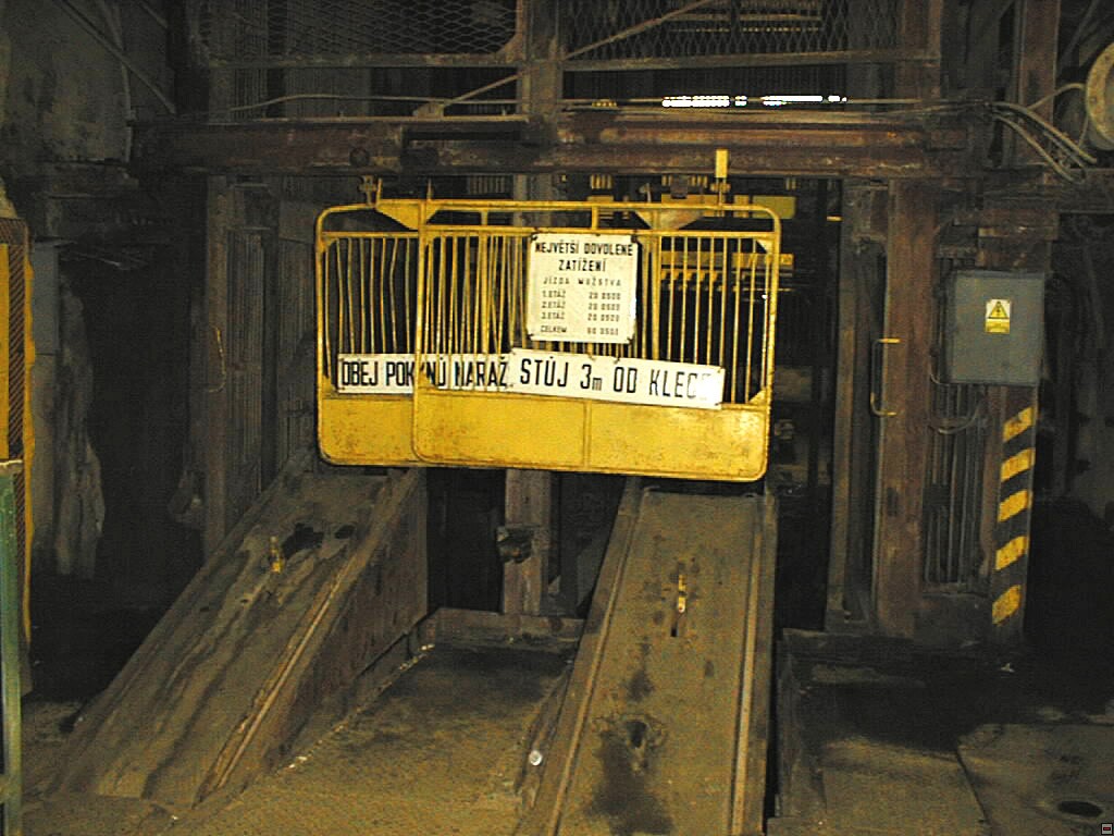img00017.jpg