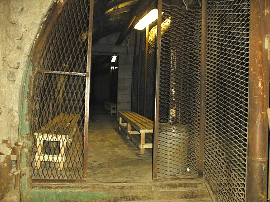 img00068.jpg