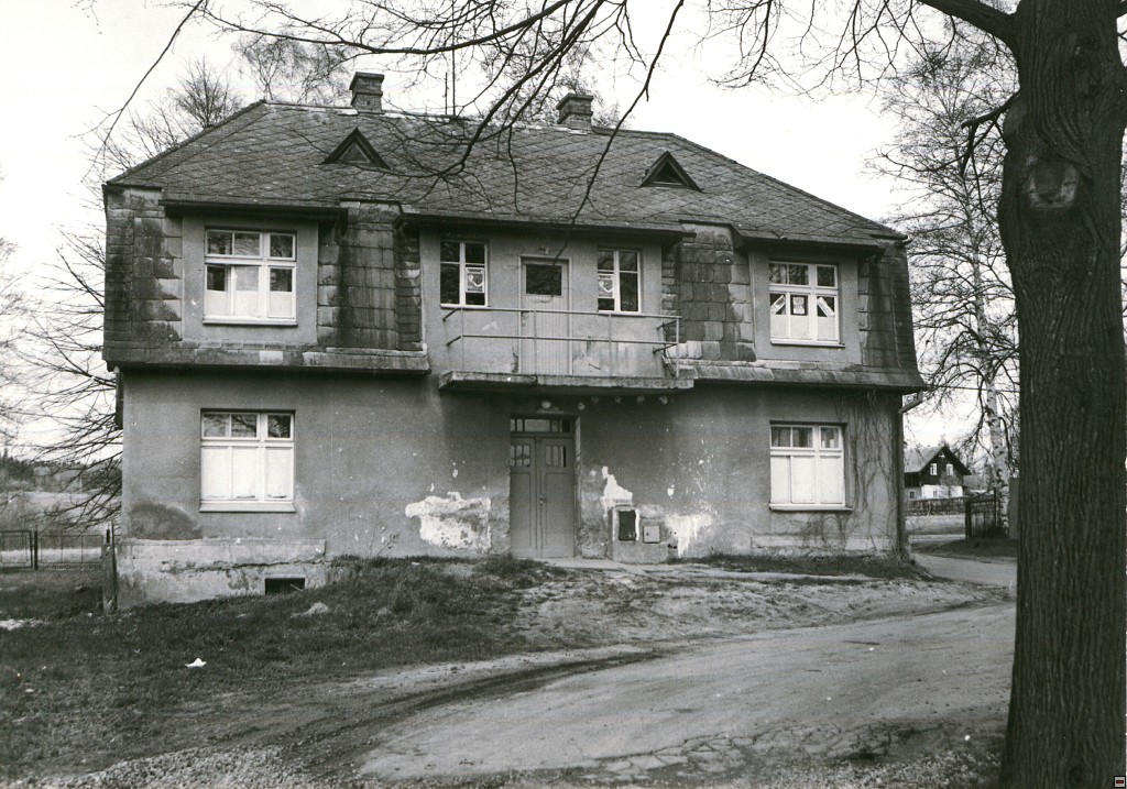 img00008.jpg