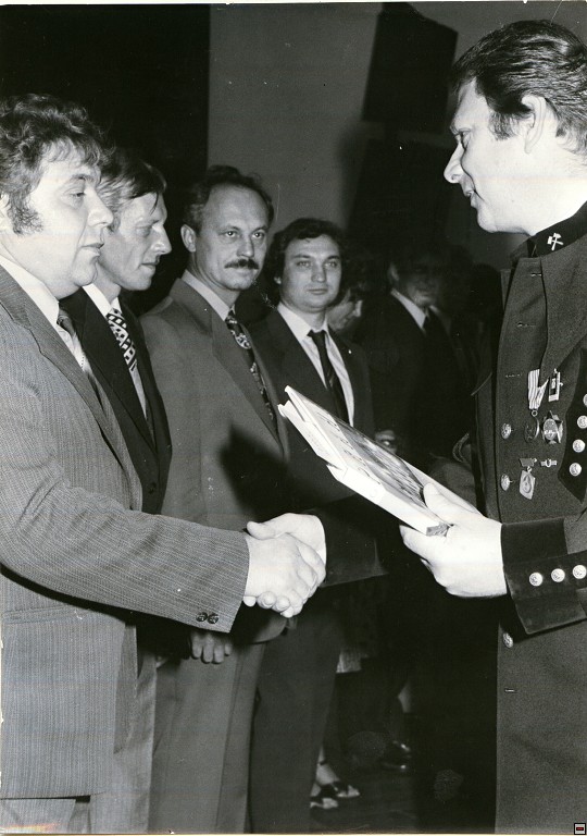 img00027.jpg