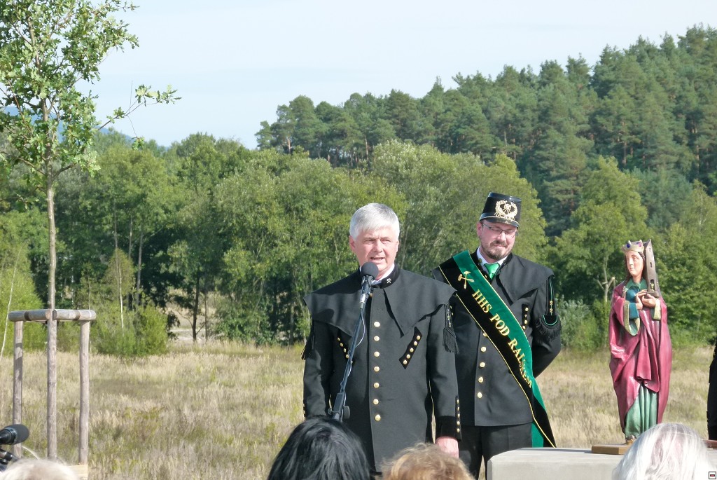 img00015.jpg