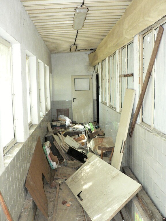 img00013.jpg