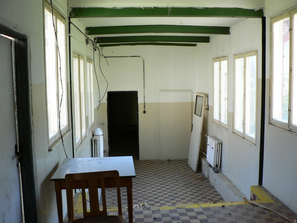 img00032.jpg