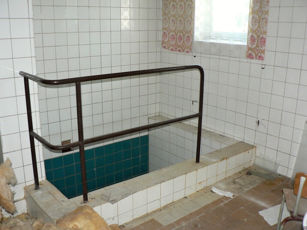 img00042.jpg