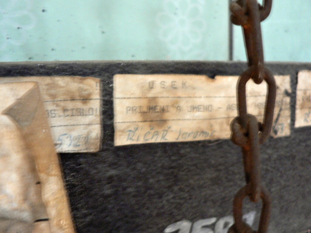 img00044.jpg