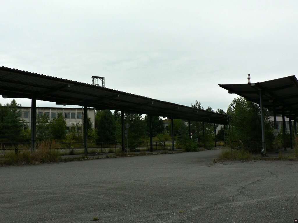 img00107.jpg