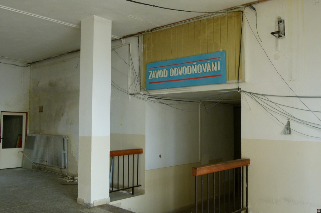 img00015.jpg