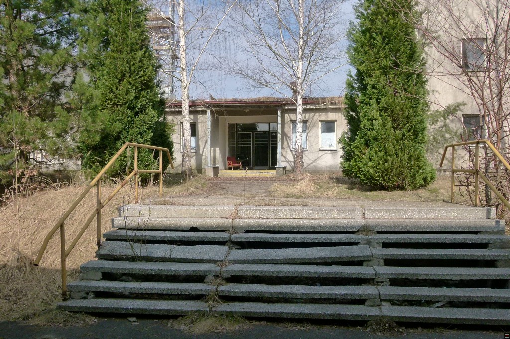 img00018.jpg