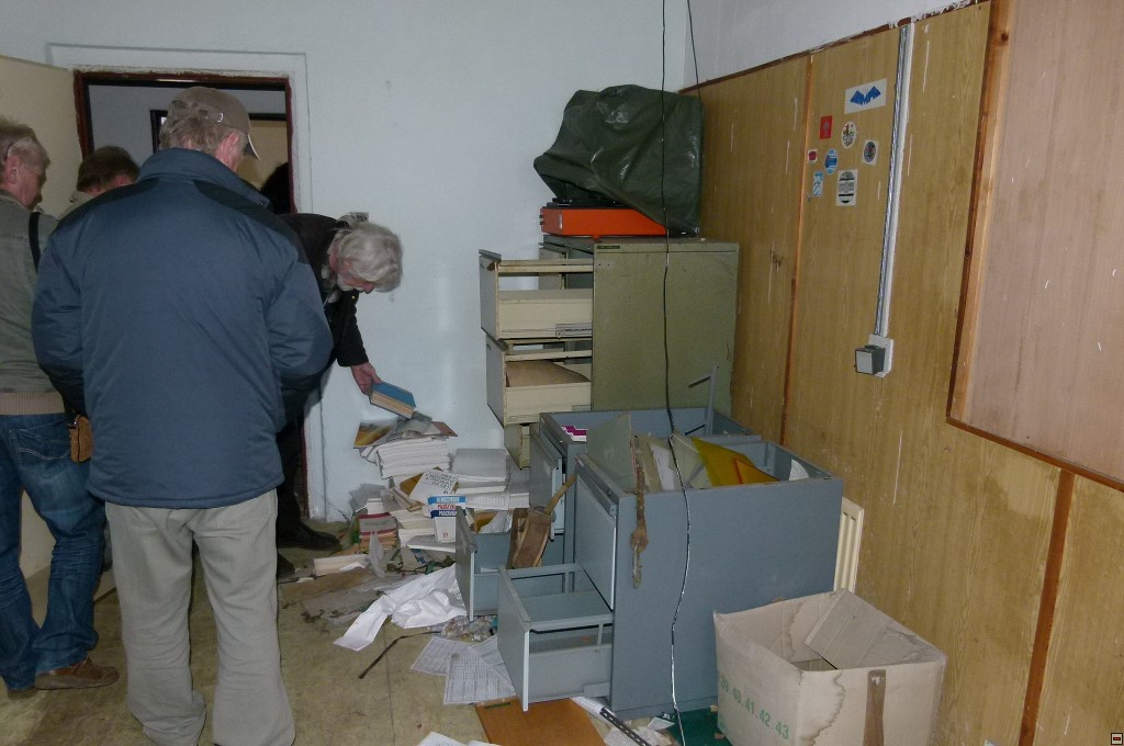 img00042.jpg