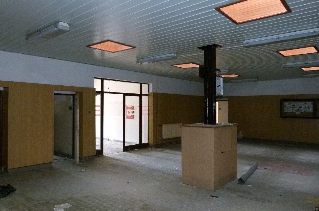 img00058.jpg